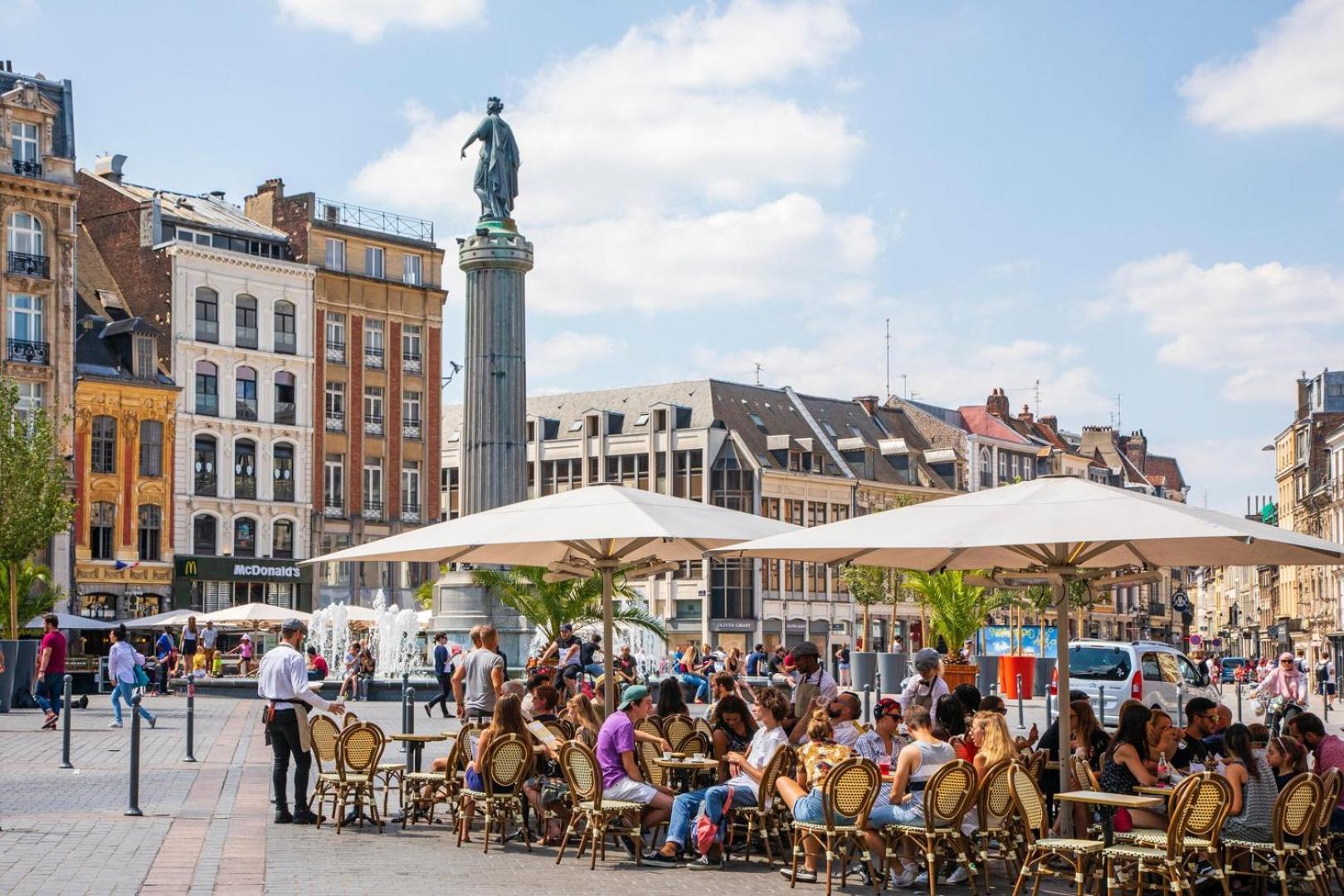 Apartment Vieux - Superb Balcony Parking!